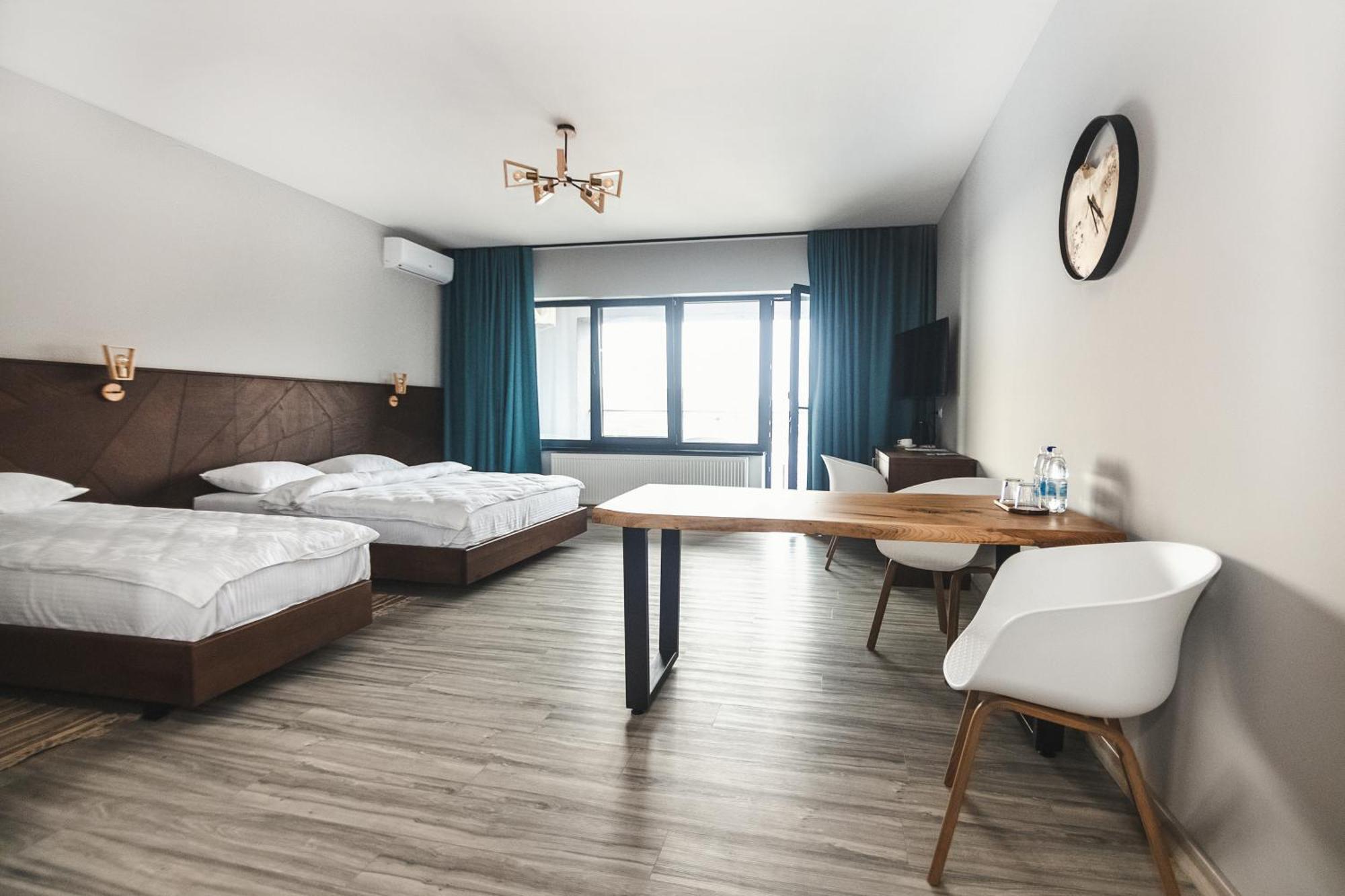 Velyka Omelyana Sofia Hotel מראה חיצוני תמונה